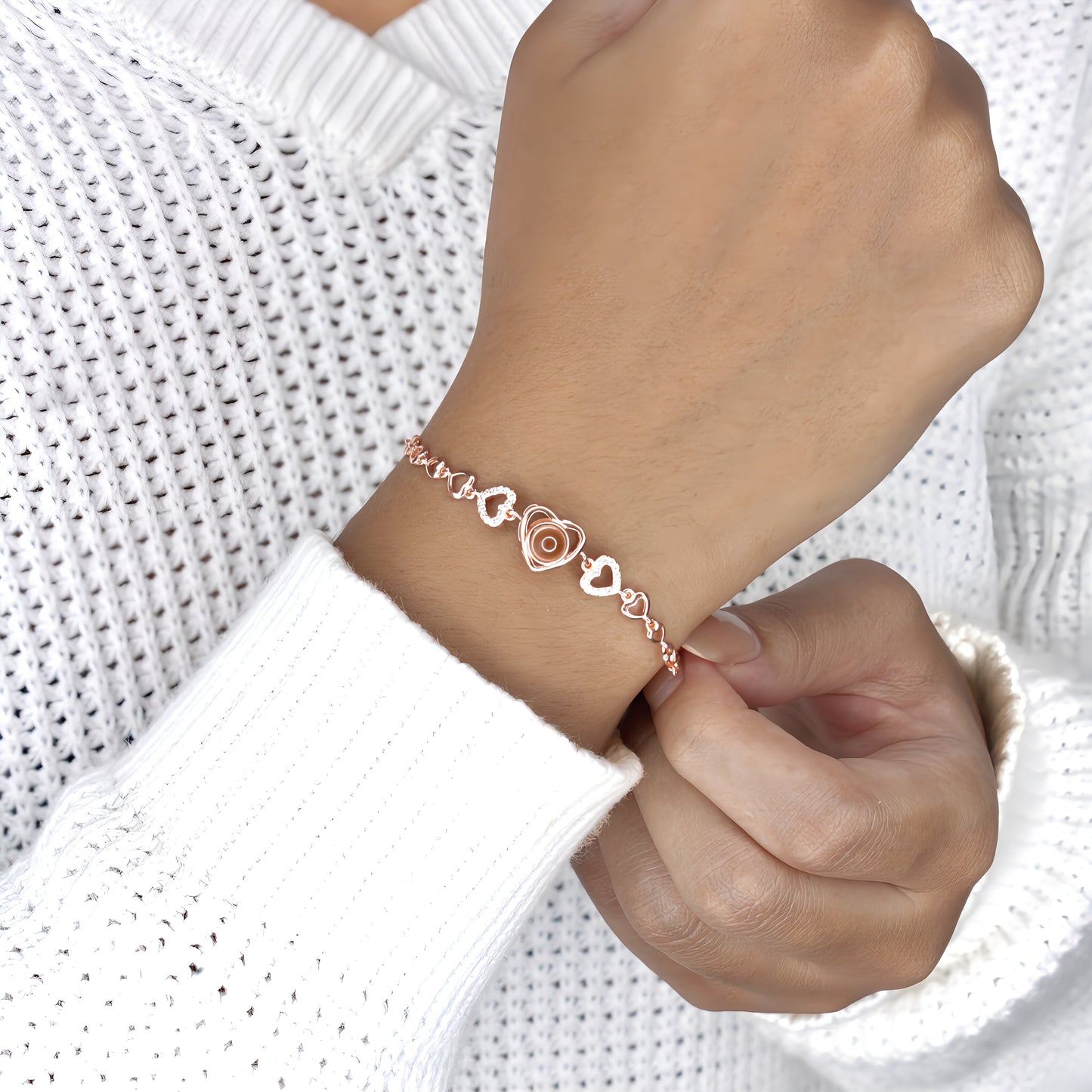 Luxe Diamond Heart Projection Bracelet