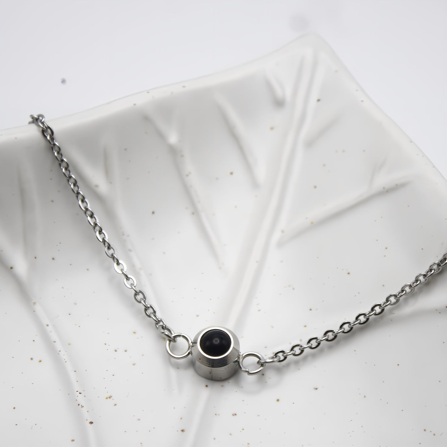 Minimalist Chain Projection Adjustable Bracelet