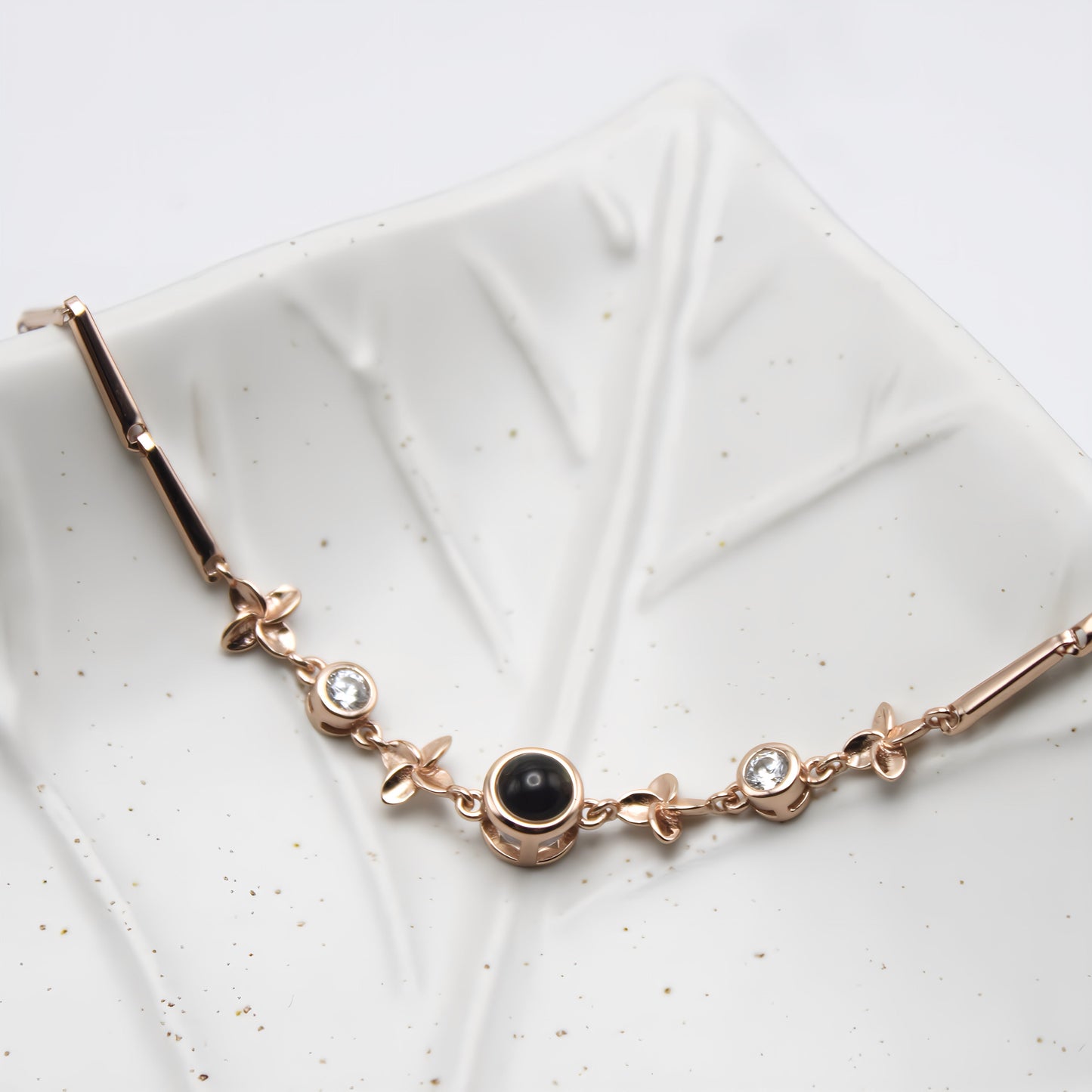 Magic Clover Projection Bracelet