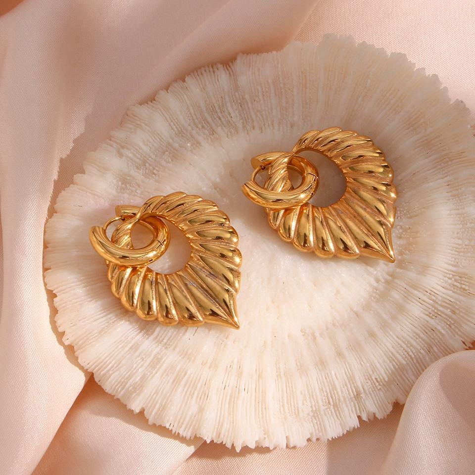 Sybil - Gold Leaf Earrings