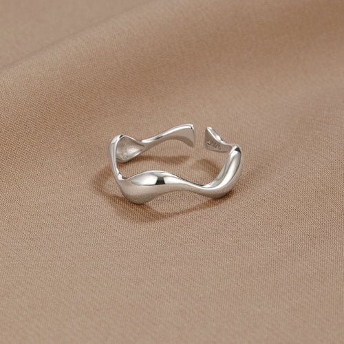 Alana - Silver Wave Ring