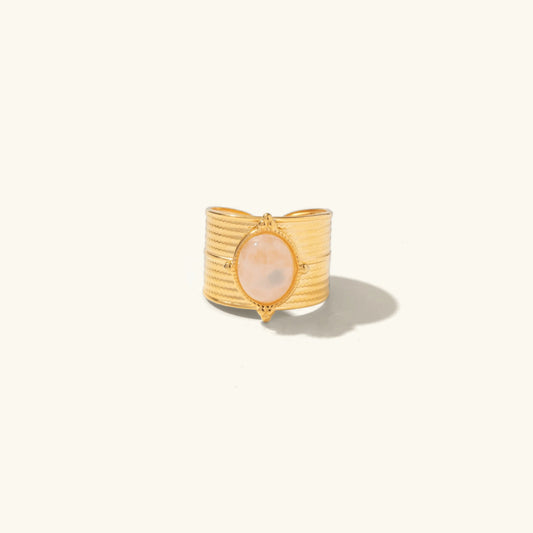 Paisley - Pearl Gold Ring