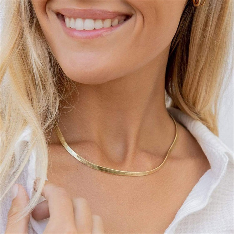 Flora - Bold Herringbone Necklace