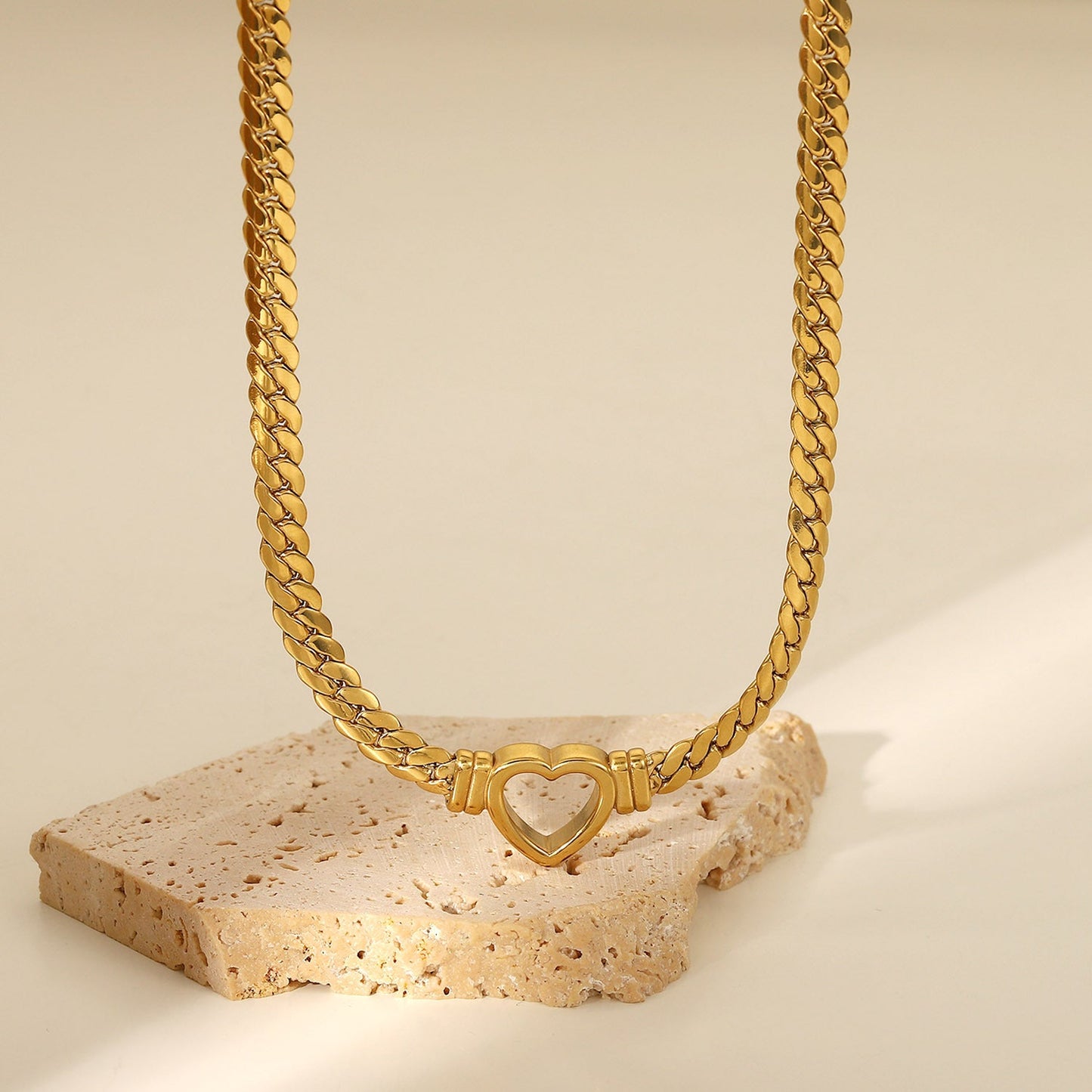 Abigail - Heart Choker