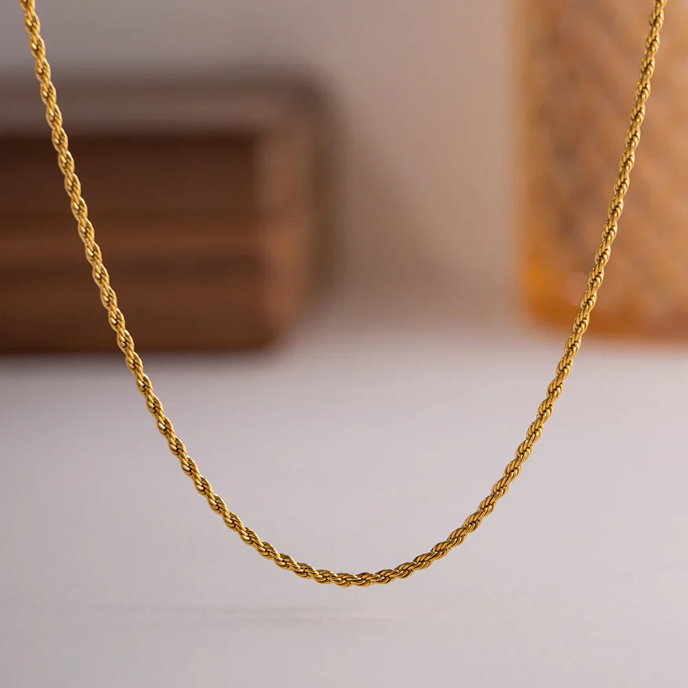 Riley - Rope Chain Gold Necklace
