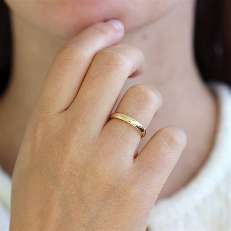 Gina - Simple Minimalist Ring