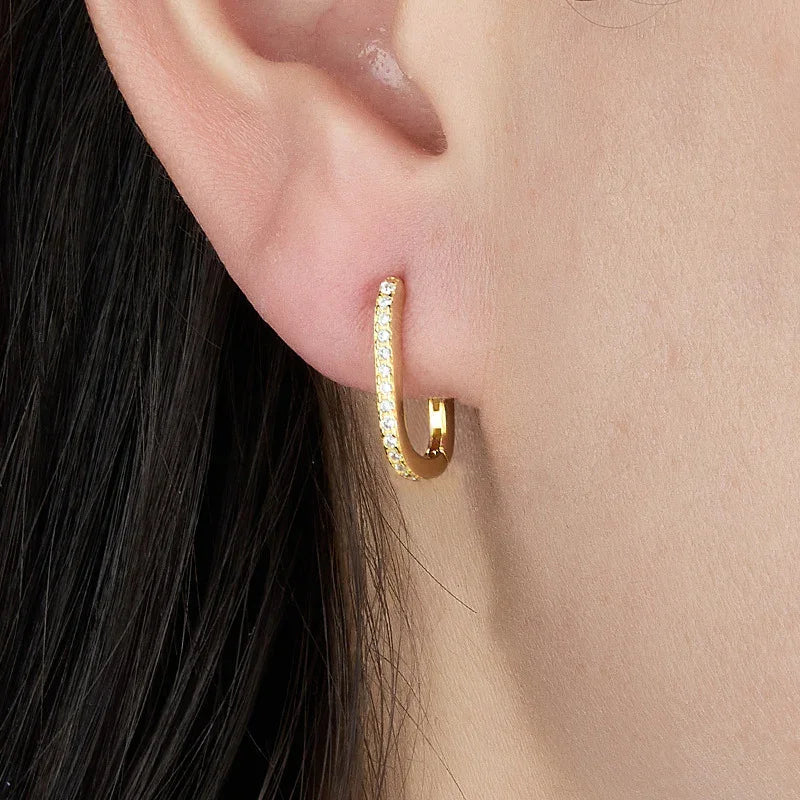Sandra - Oval Hoop Earrings