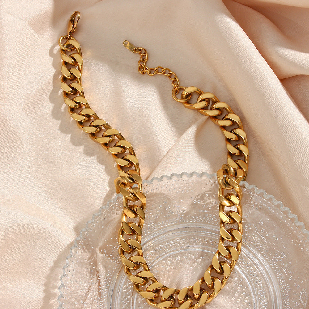 Eloise - Chunky Chain Necklace