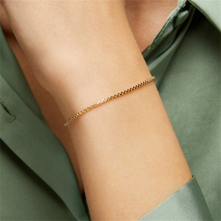 Vera - Gold Colored Chain Bracelet