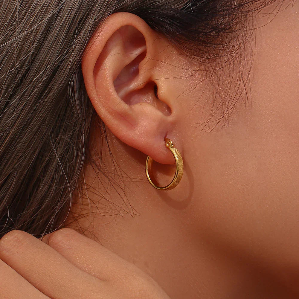Wynn - Gold Earrings