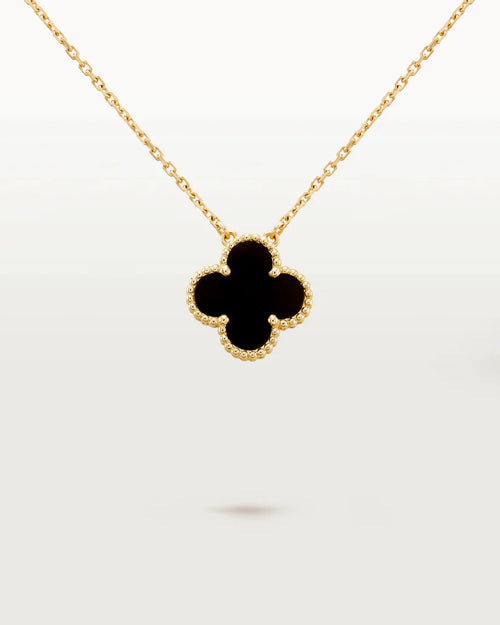 Cathy - Clover Pendant