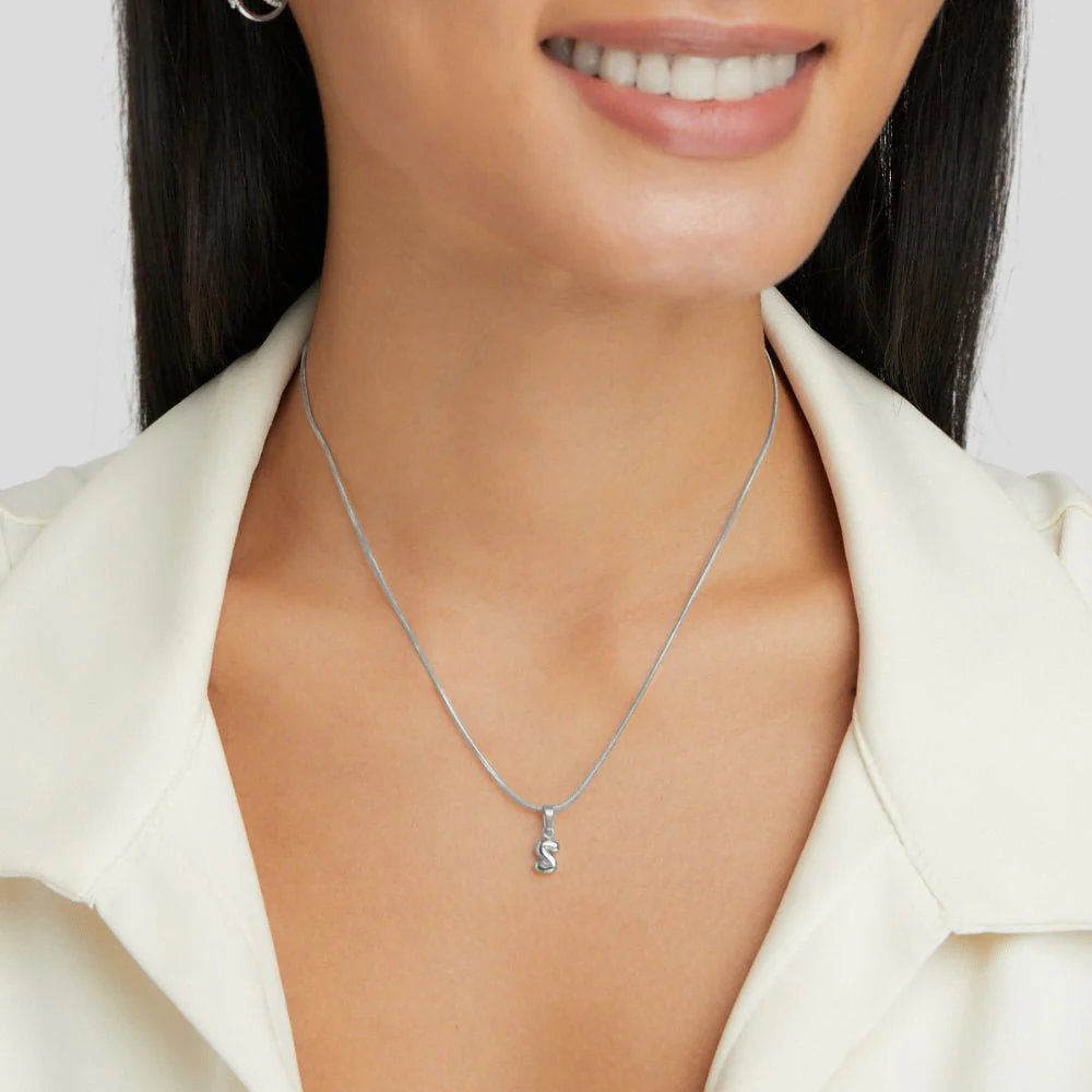 Esme - Bubble Letter Necklace Silver