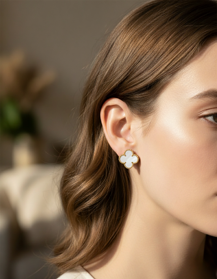 Cathy - Clover Earrings