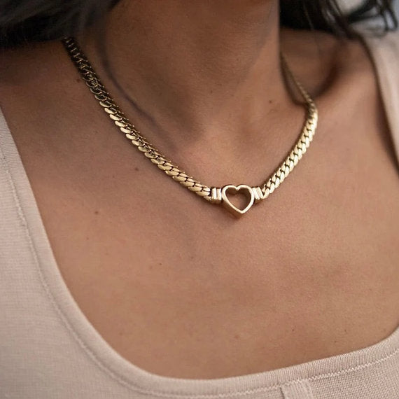 Abigail - Heart Choker