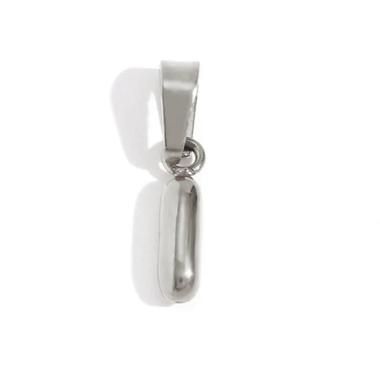 Esme - Bubble Letter Necklace Silver