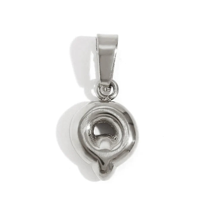 Esme - Bubble Letter Necklace Silver