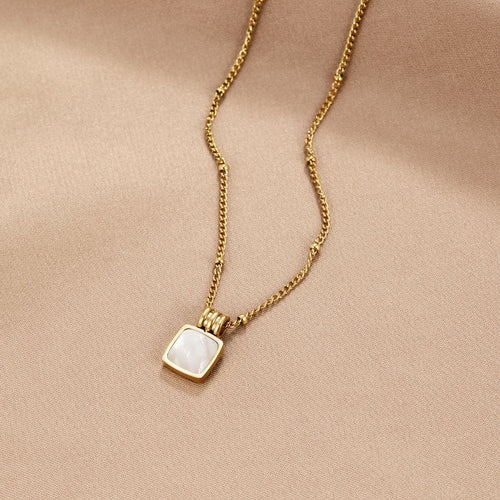 Cora - White Shell Pendant Necklace