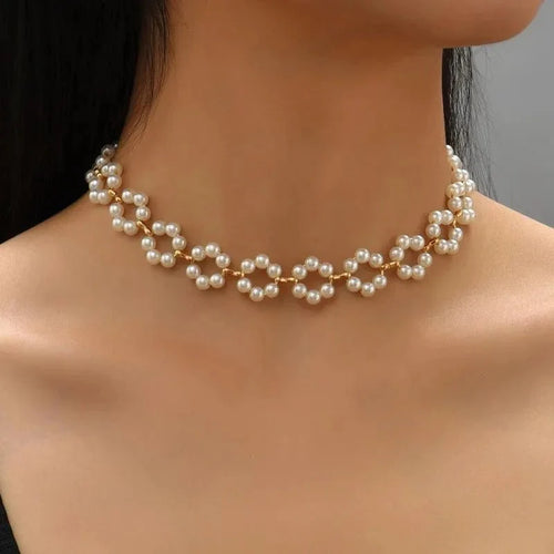 Emma - Pearl Floral Daisy Choker Necklace