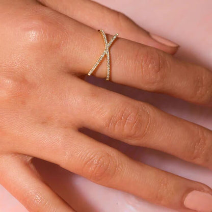Nia - Gold Diamond Cross Ring