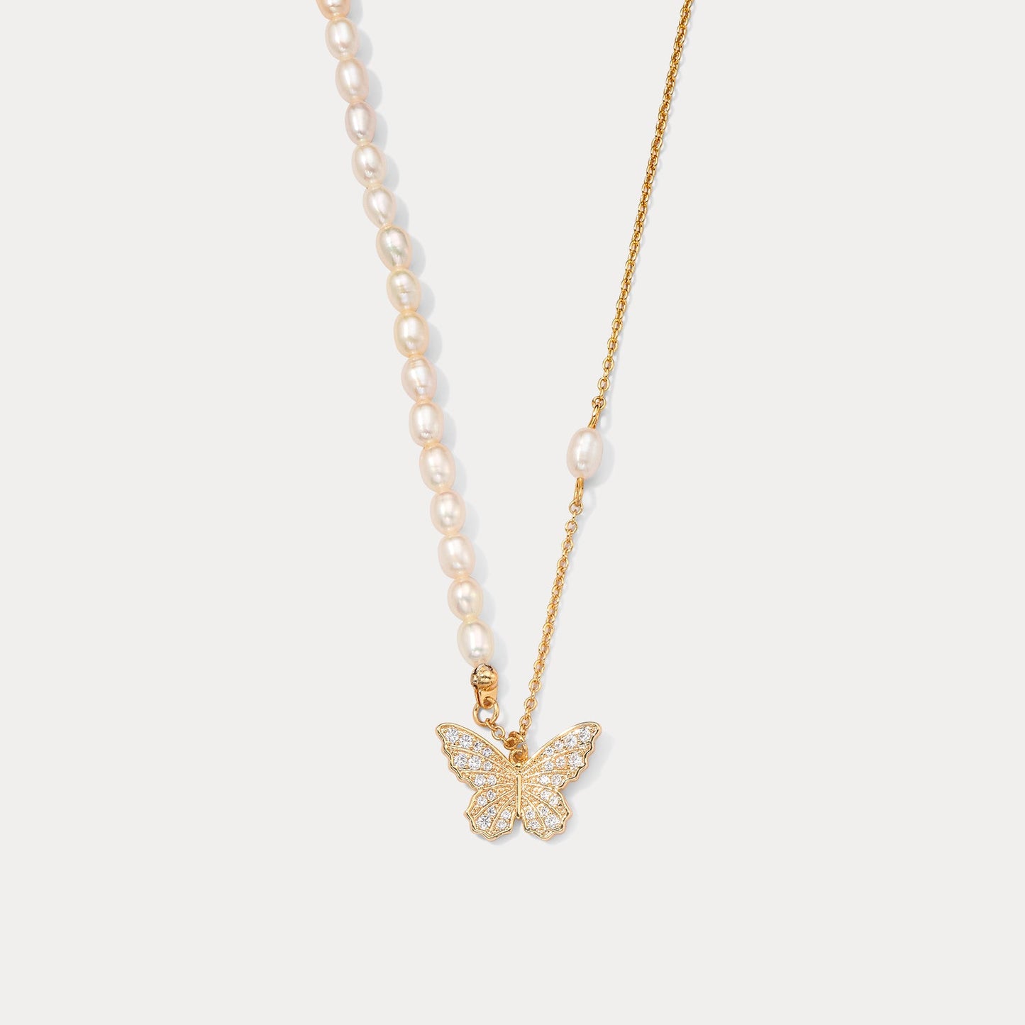 Kendall - Butterfly Pearl Necklace