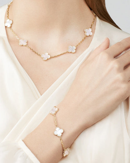 Cathy - Clover Necklace White