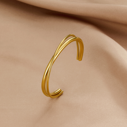 Waverly - Gold Twist Bracelet
