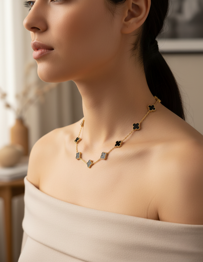 Cathy - Clover Necklace Black