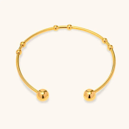 Cassidy - Gold Bangle
