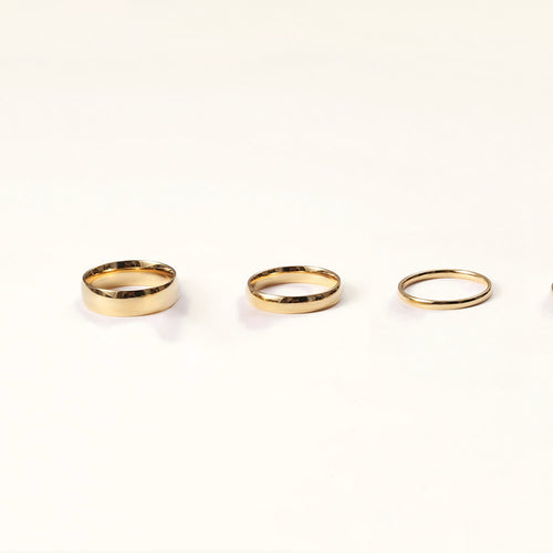 Gina - Simple Minimalist Ring
