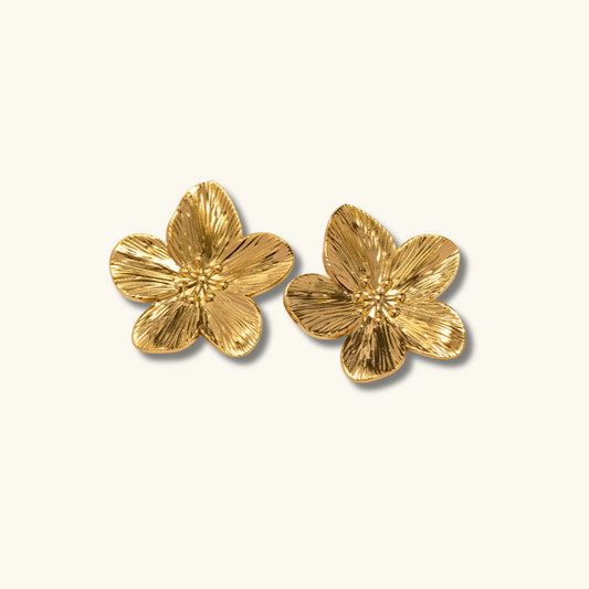 Allysa - Stylish Flower Earrings
