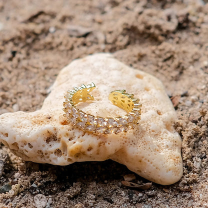 Gwen - Patterned Gold Ring