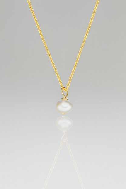 Gold Single Pearl Necklace