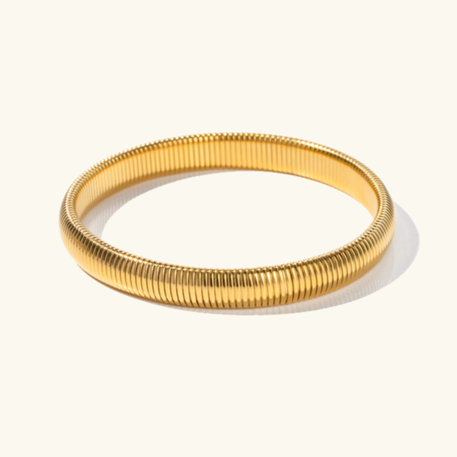 Daphne - Coil Bangle
