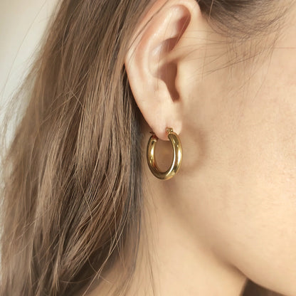 Zadie - Hoop Earrings