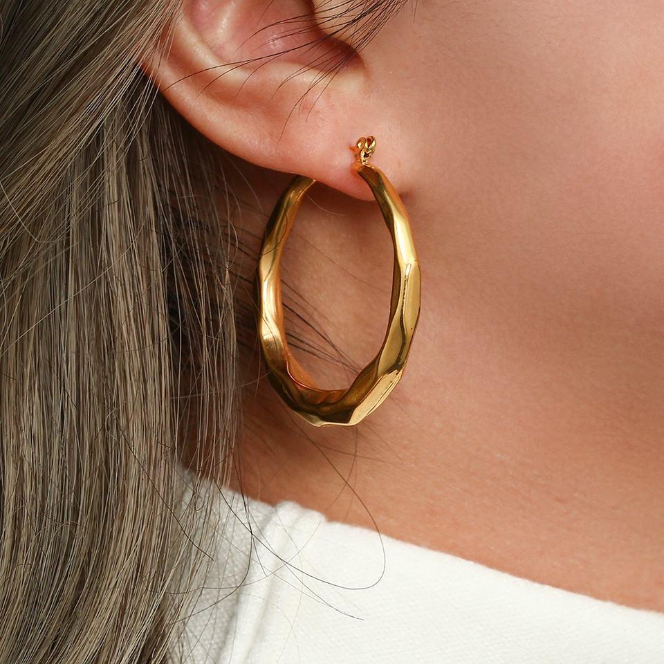 Alexia - Hoop Earrings