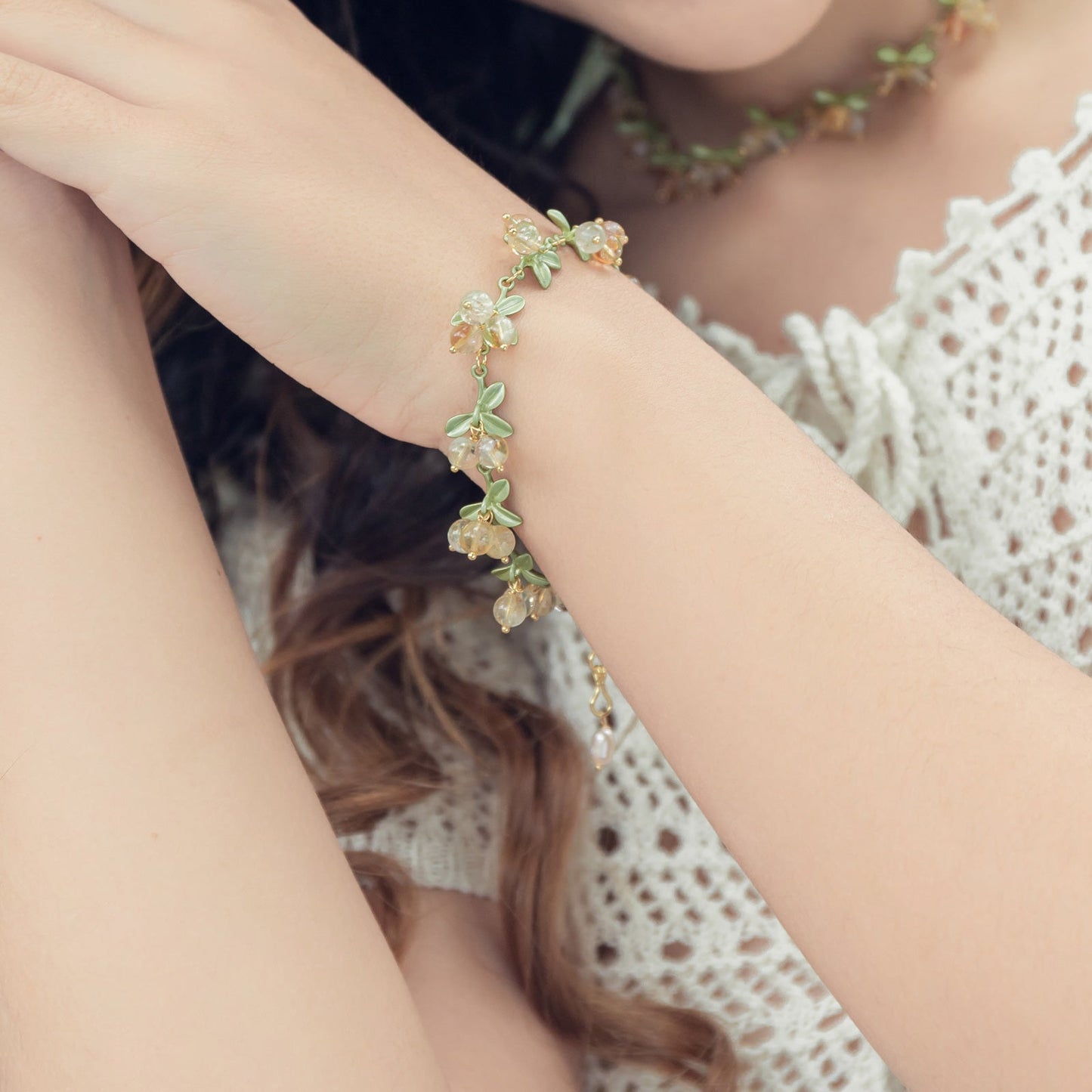 Solara - Sleek Gooseberry Bracelet