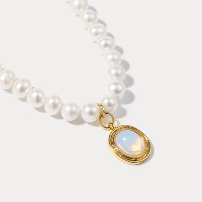 Colette - Moonstone Pearl Necklace