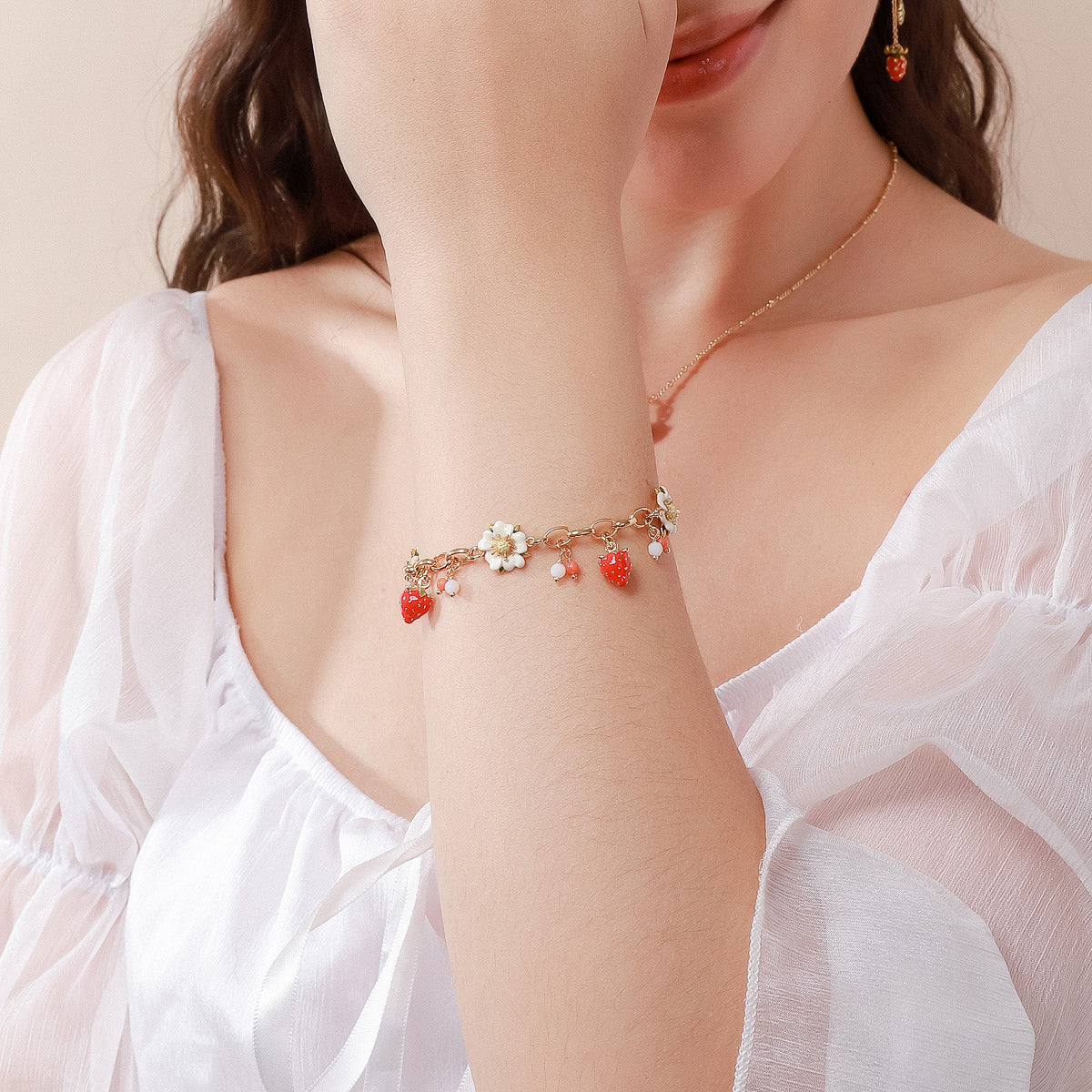 Sable - Strawberry Chain Bracelet