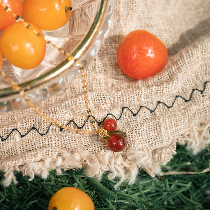 Vera - Cranberry Pendant Necklace