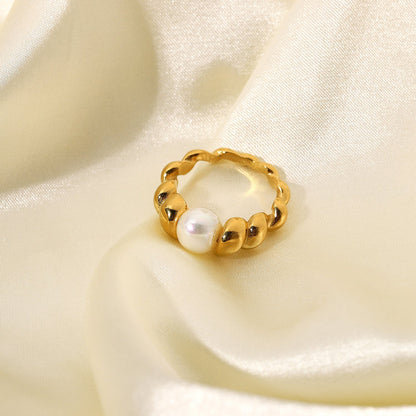 Beatrice - Freshwater Pearl Ring