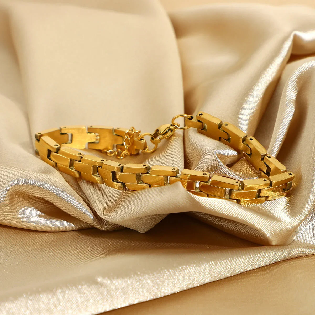 Darcy - Gold Bracelet