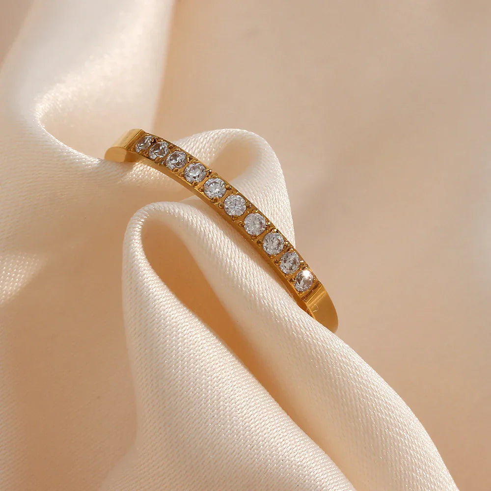 Renae - Slim Gold Ring