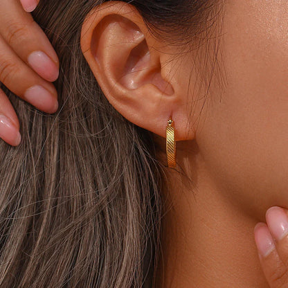 Wynn - Gold Earrings