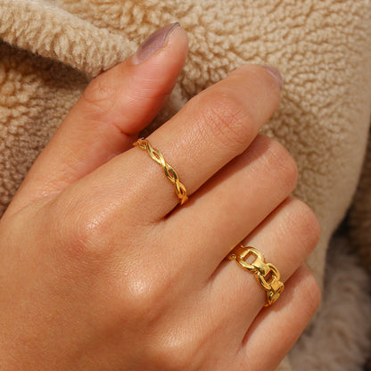 Gianna - Twisted Gold Ring
