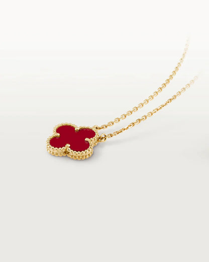 Cathy - Clover Pendant