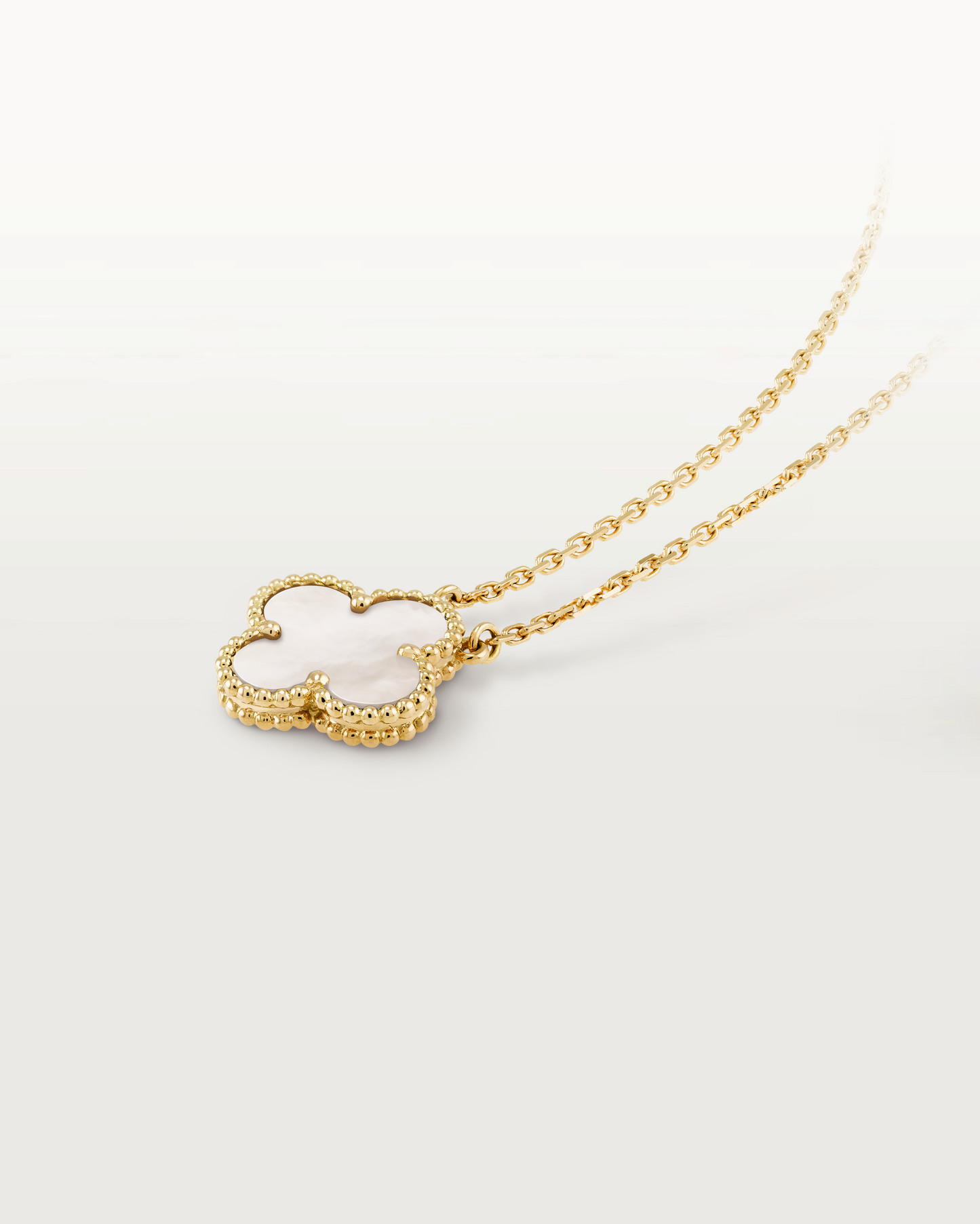 Cathy - Clover Pendant