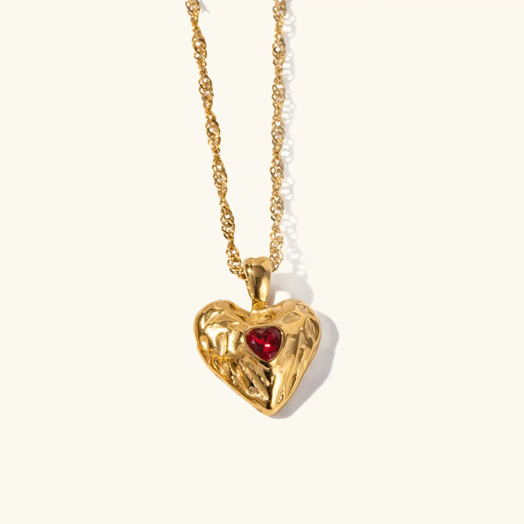 Octavia - Gold Heart Necklace – The Unique Presents