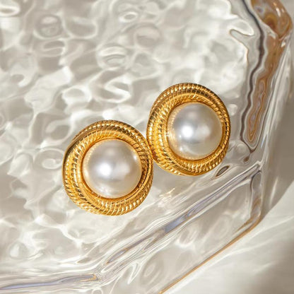 Norina - Freshwater Pearl Earrings