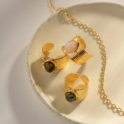 Paisley - Pearl Gold Ring