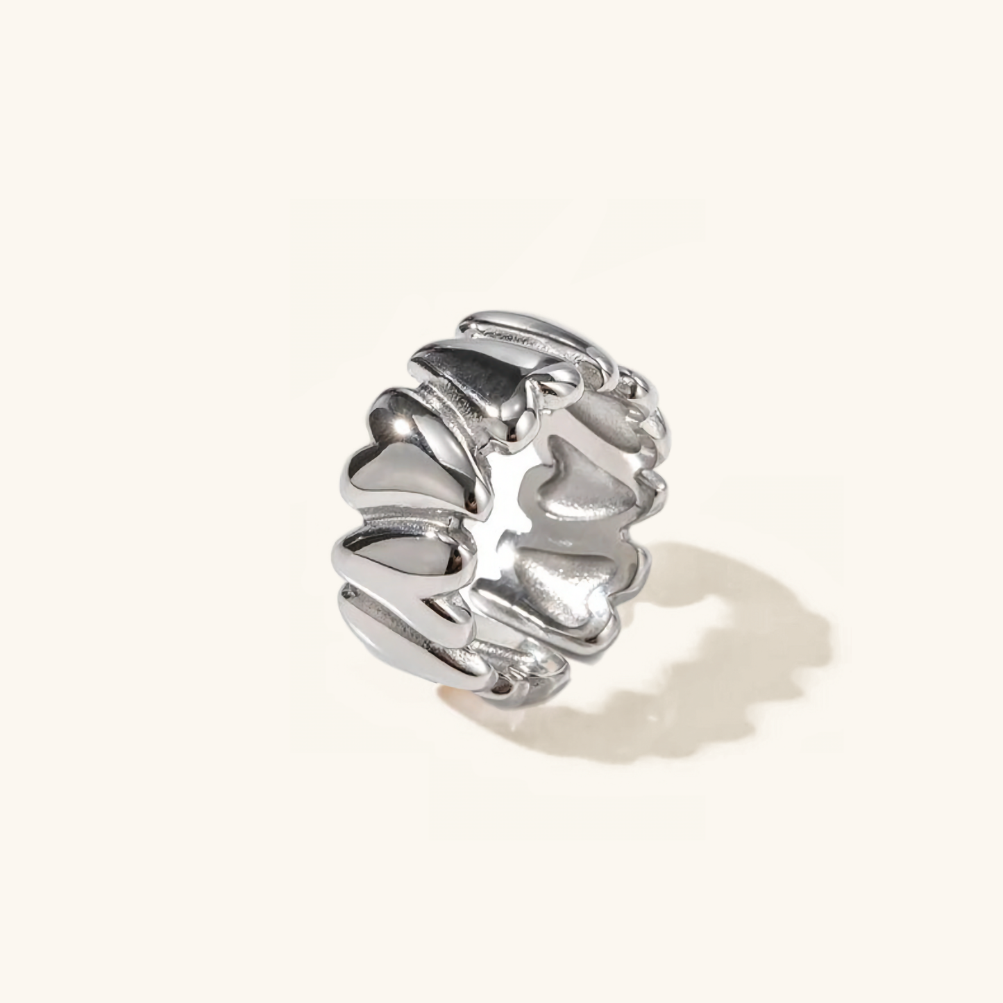 Cecilia - Sculpted Heart Ring